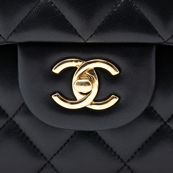 Pre-Loved Chanel Jumbo Classic Lambskin Double Flap - Picture 5 of 8